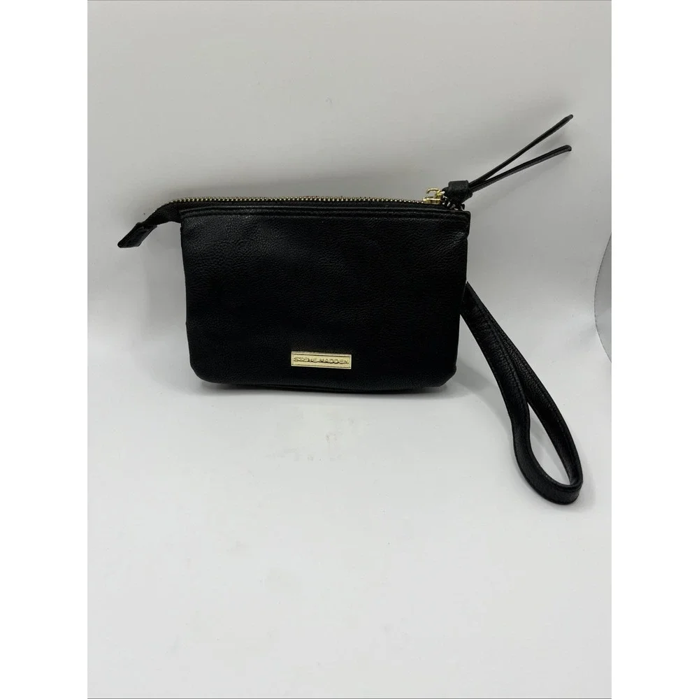 Steve Madden Black Faux Leather Wristlet Pouch Purse Handbag‎ Used